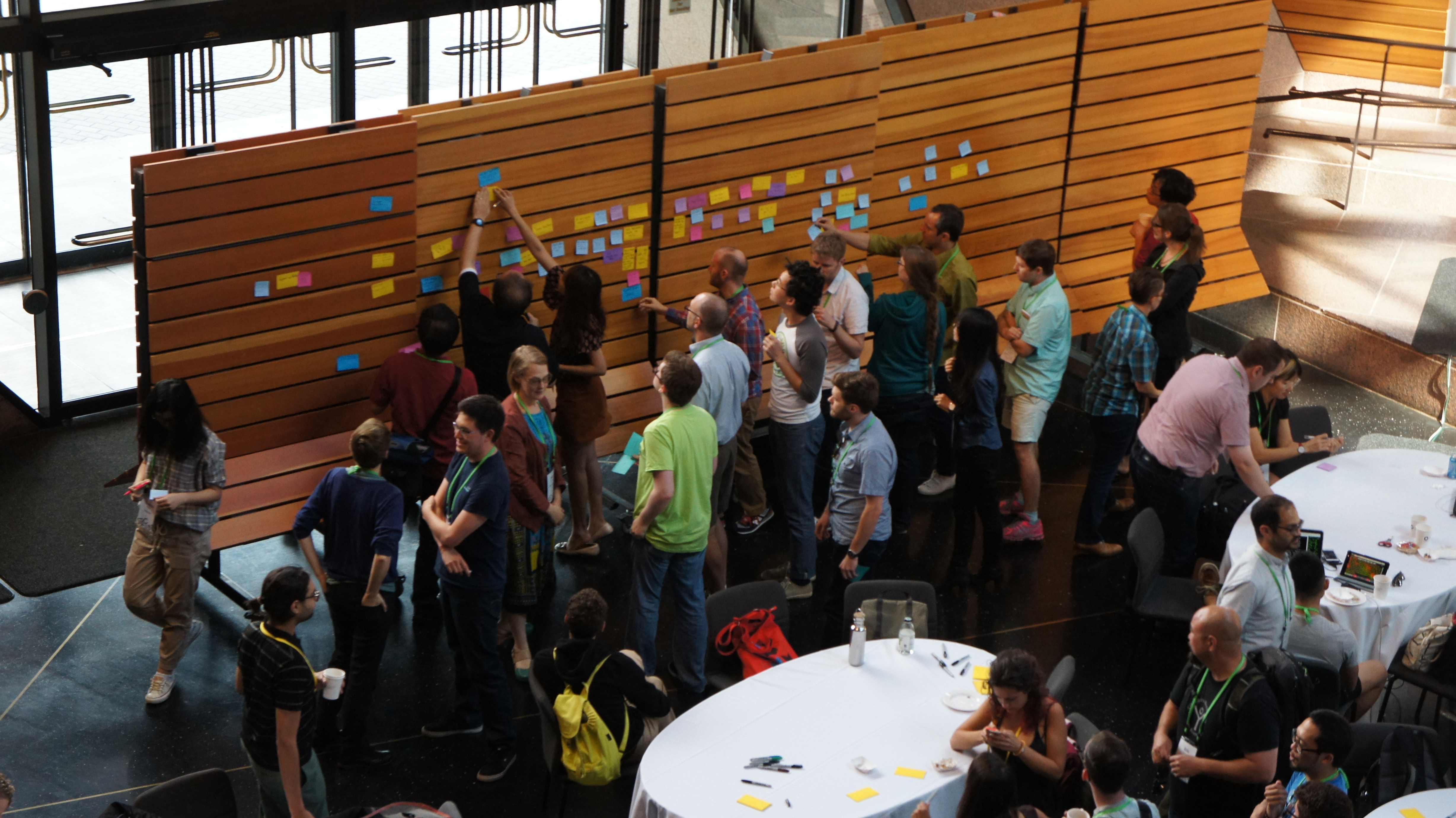 SRCCON participants with plentiful post its